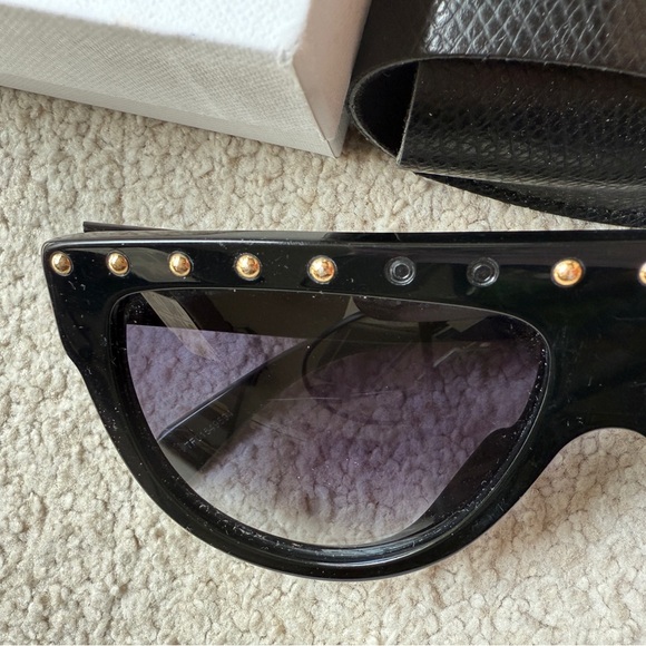 Celine CL40011S 40011 01B Sunglasses Authentic 58 mm Studded Black Gradient Nice - Picture 6 of 16